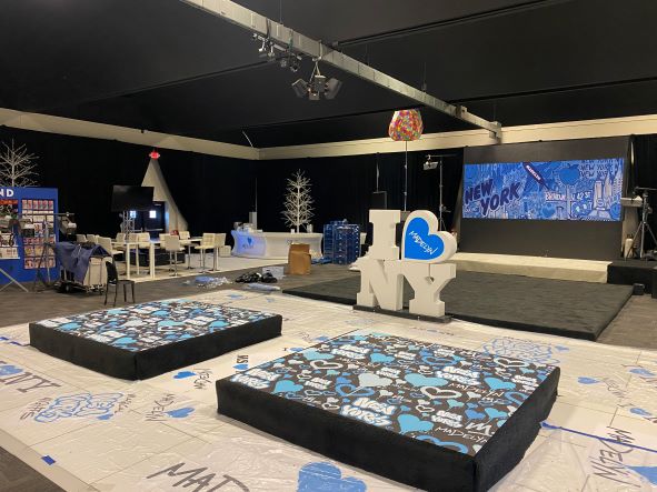 experiential graphics